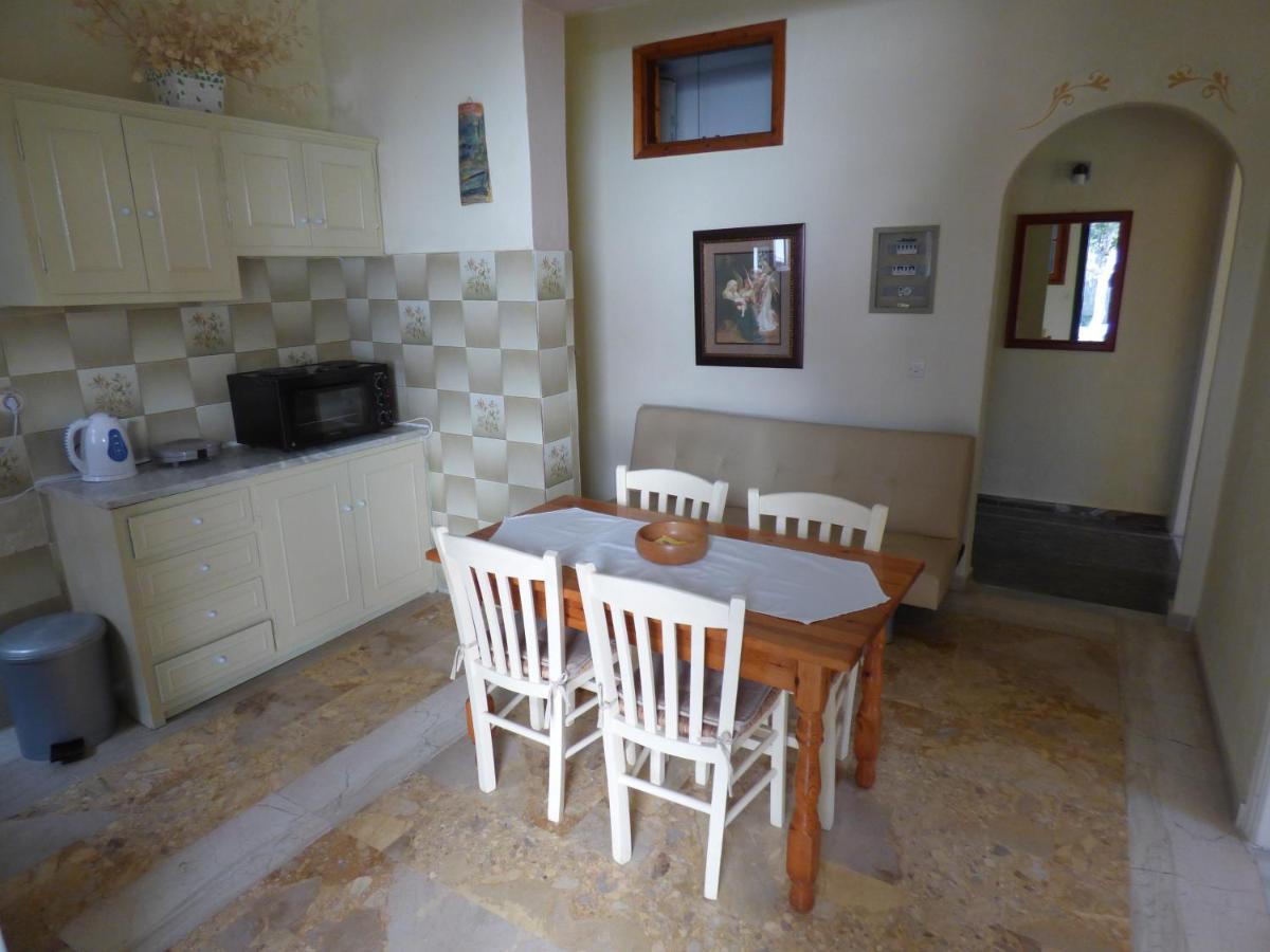 Ipsos Marias Apartments Dış mekan fotoğraf